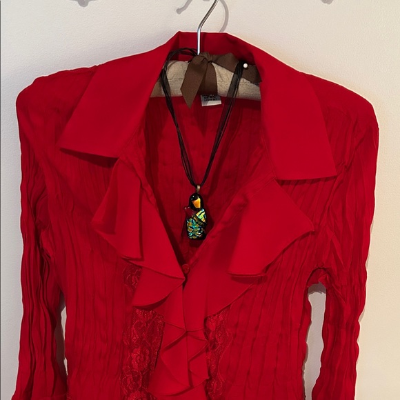 Amanda Lane Vibrant Red Ruffled Blouse - Picture 4 of 4